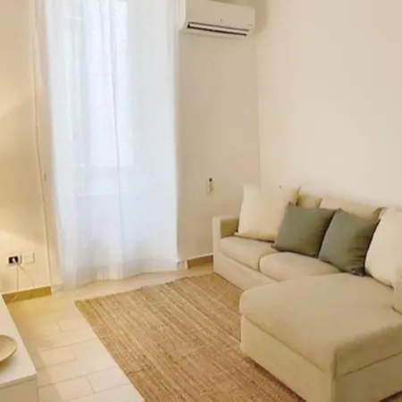 בית נופש Casa Re Manfredi 12 *