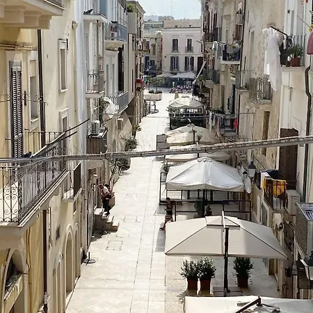 Casa Re Manfredi 12 * בארי